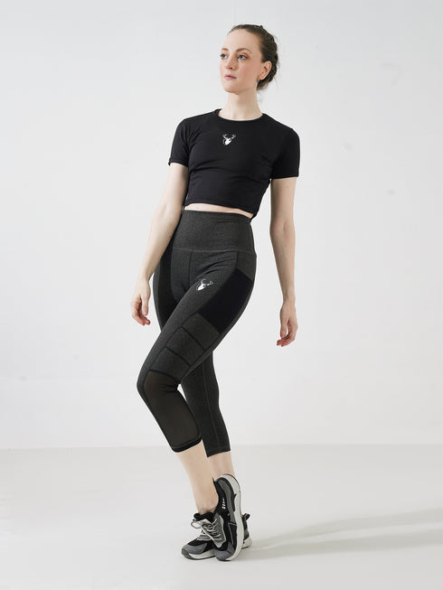 Free Play Pocket Capri Legging