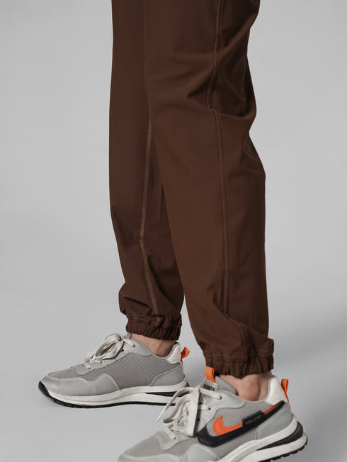 Apex Stretch Technical Joggers in Stone Brown