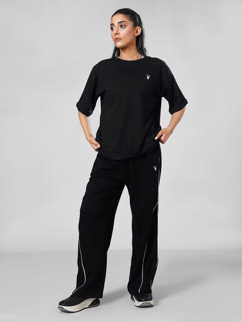 Leera Glide Joggers in Black