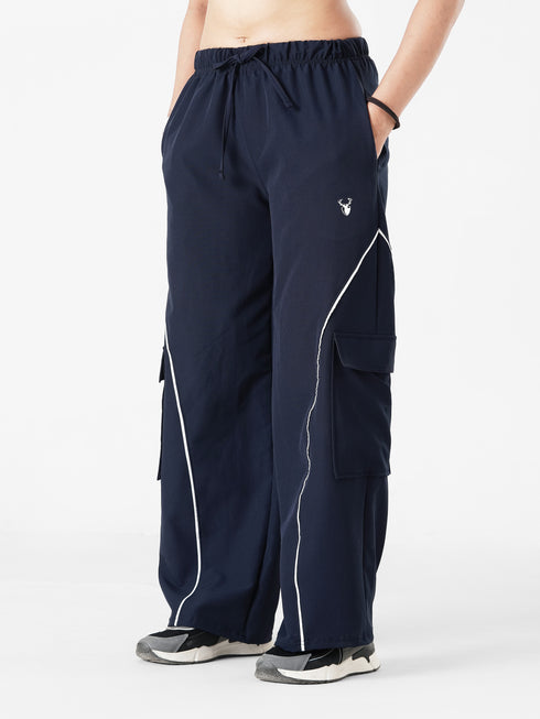 recalibrate oversize active pair in white-navy