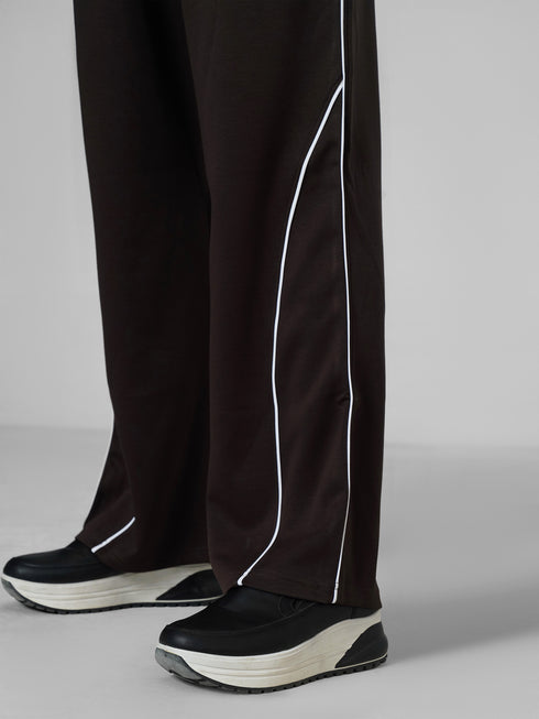 Leera Glide Joggers in Chocolate Brown