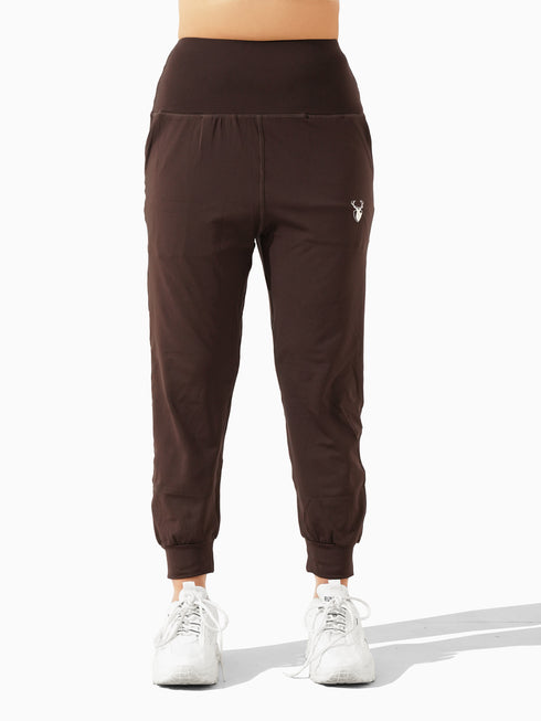 Reform joggers in Brown