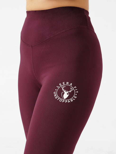 Hyperluxe Curved Legging in Maroon