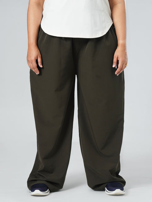 Comfort Core High Rise Jogger in Olive ( PLUS SIZE )