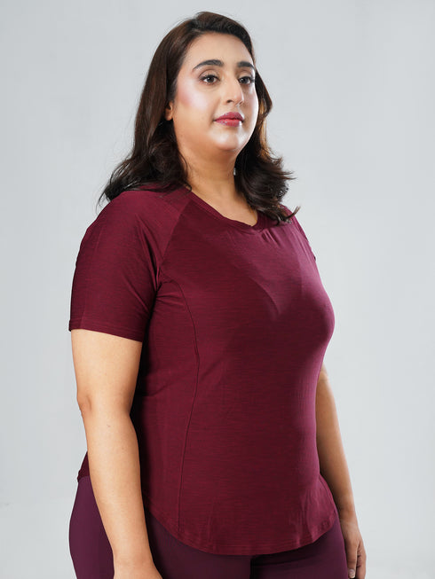 CurveActive Tee in Maroon Texture ( Plus Size )