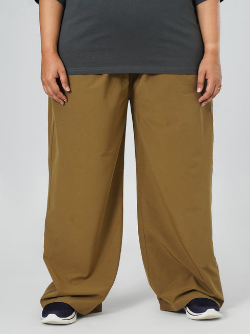 Comfort Core High Rise Jogger in Coyote Brown ( PLUS SIZE )