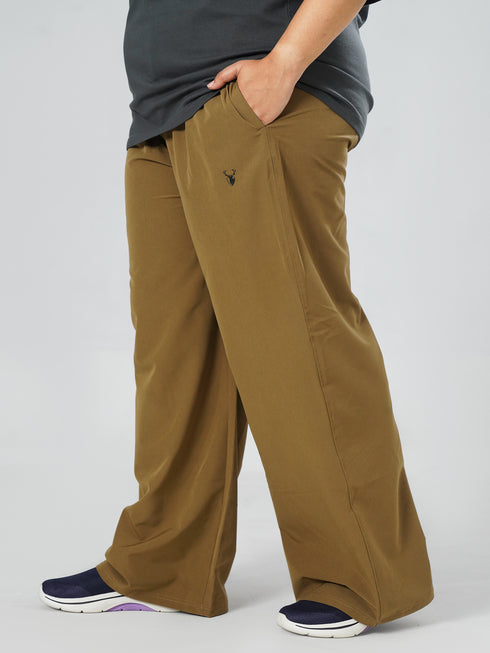 Comfort Core High Rise Jogger in Coyote Brown ( PLUS SIZE )