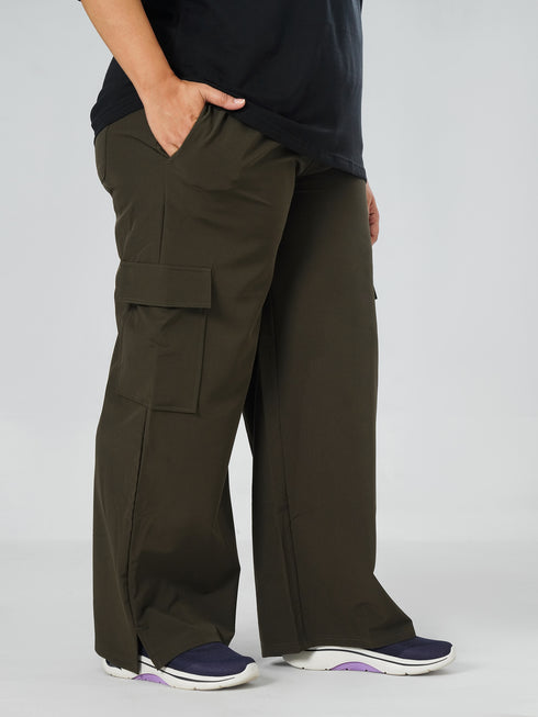 Modest Straight Fit Cargo Joggers in Olive ( PLUS SIZE )