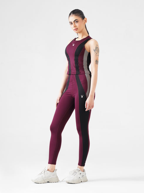 Majesty Pro Vest in Maroon
