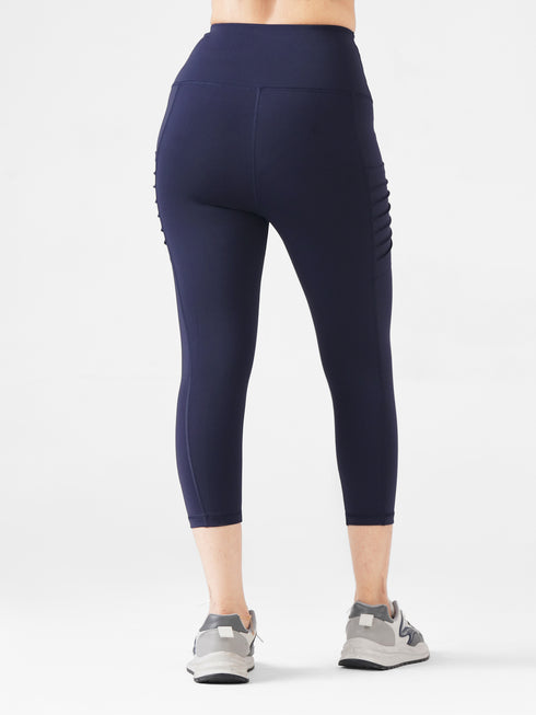 Dots Pocket Capri Legging in Blue