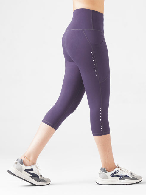 Leera Cropped Capri Pocket Legging in Purple
