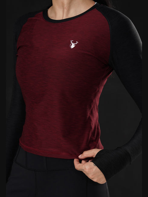 Evolve Performance Fitted Top in Maroon/Charcoal