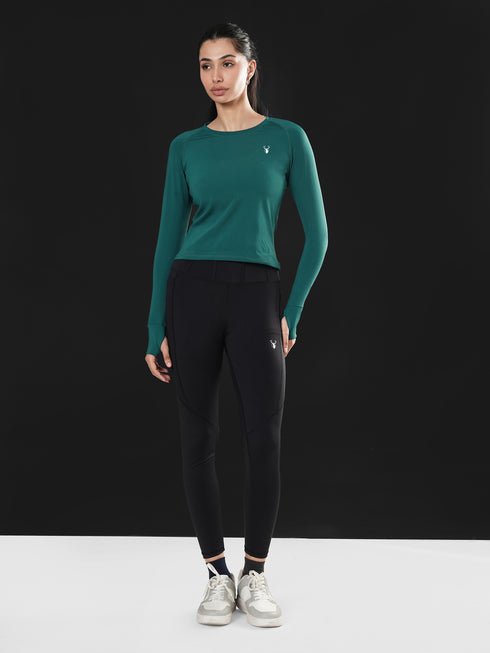 Leera Performance Fitted Tee in Teal Green