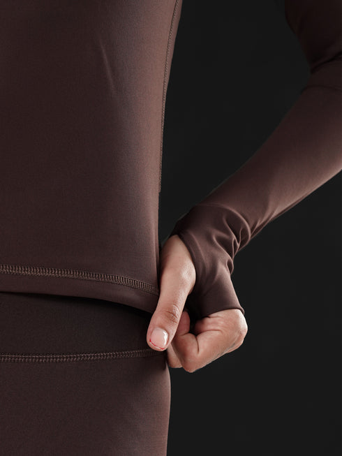 Leera Performance Fitted Tee in Brown