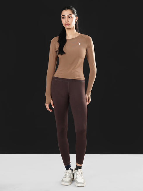 Leera Performance Fitted Tee in Coyote Brown