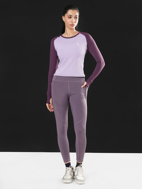 Evolve Performance Fitted Top in plum/lavender