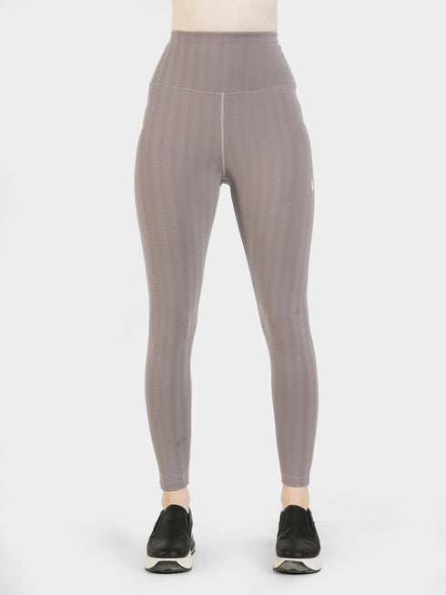 SwiftLine Nylon Performance Legging in Grayish Maroon