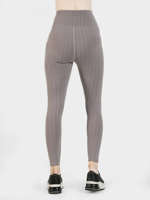 SwiftLine Nylon Performance Legging in Grayish Maroon