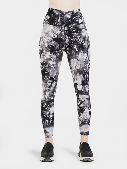 Indigo Wave Cross-Waist Legging in Black
