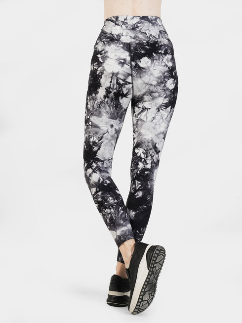 Indigo Wave Cross-Waist Legging in Black