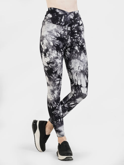 Indigo Wave Cross-Waist Legging in Black