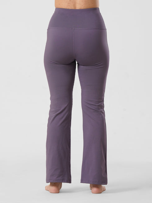 Active Flare Legging In Purple