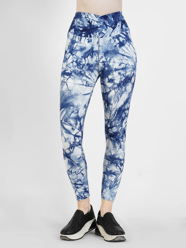 Indigo Wave Cross-Waist Legging in Navy