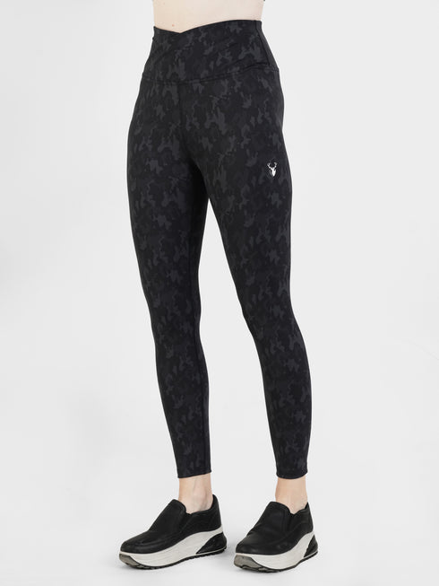StealthCurve V-Camo Legging in Black