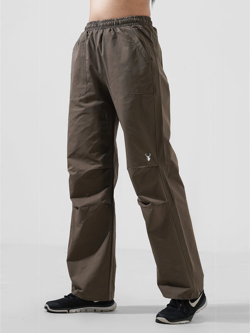 Leera Venture Jogger Pant in Khaki