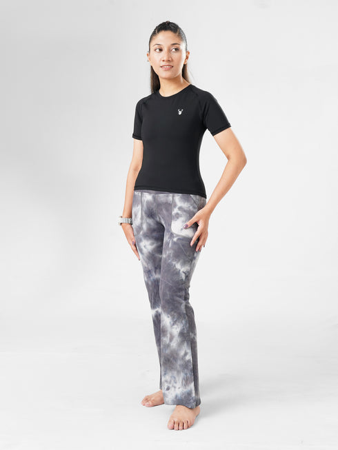 Leera Training Tee in Black