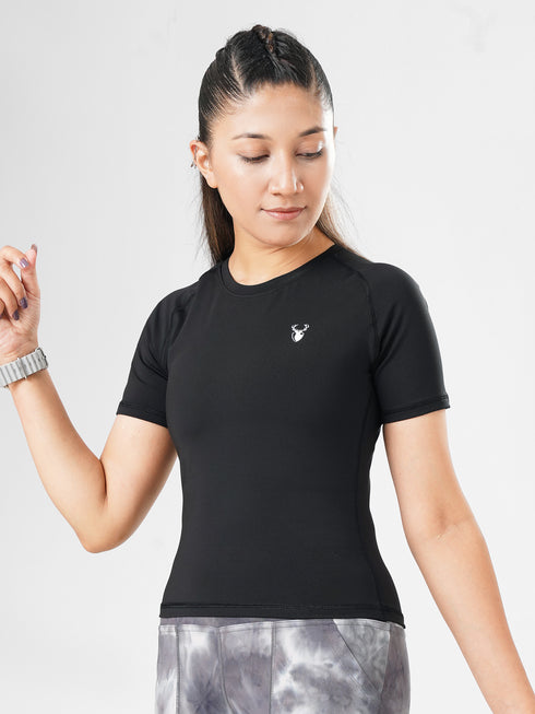 Leera Training Tee in Black