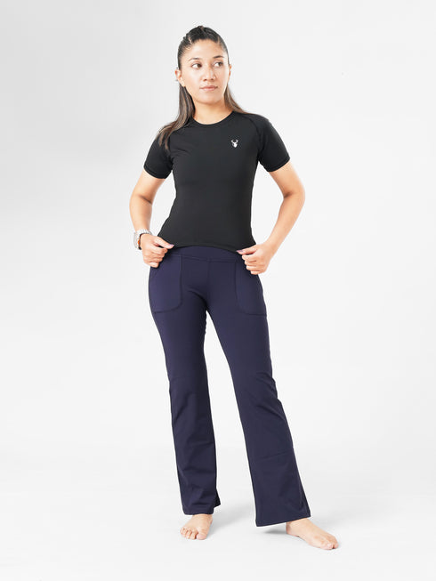 Proactive Pocket Flare legging in Blue