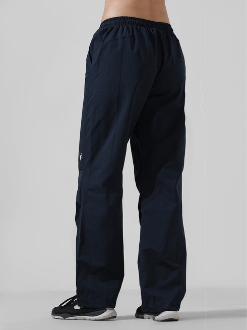 Leera Venture Jogger Pant in Navy Blue
