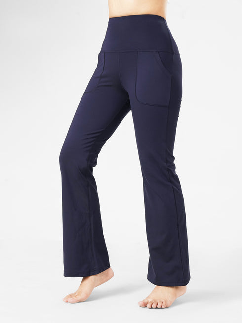 Proactive Pocket Flare legging in Blue