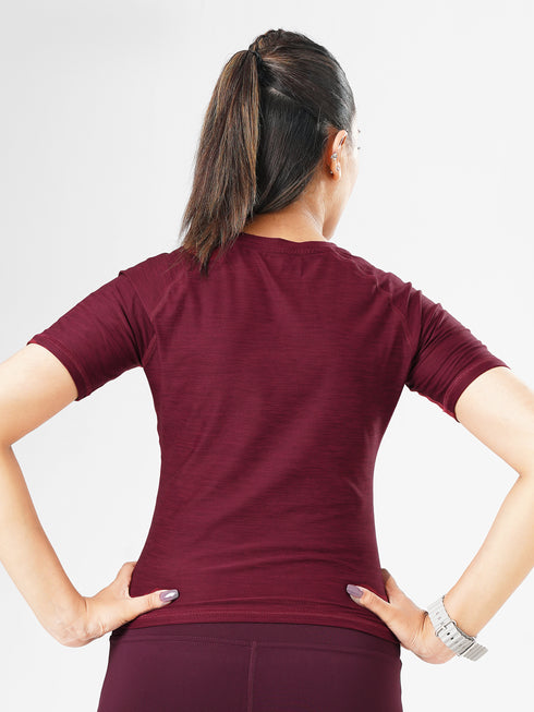 Leera Training Tee in Maroon Texture