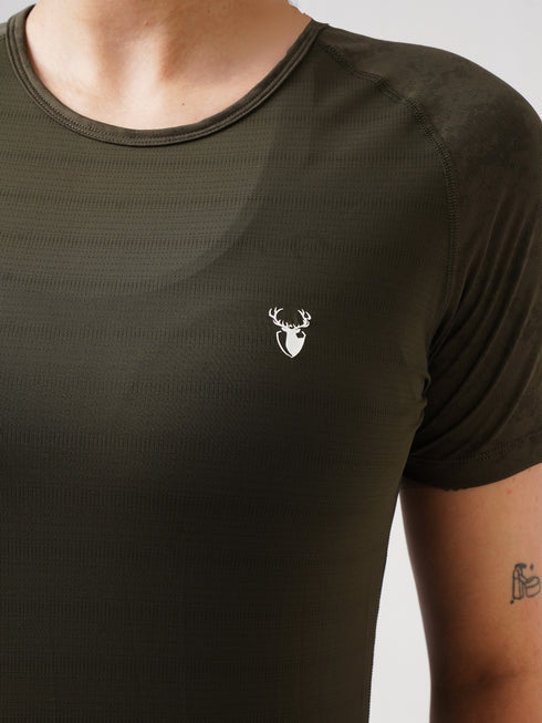 Leera Contrast Raglan Tee in Olive