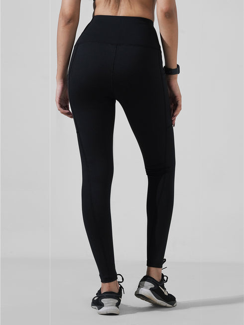 Black Motion Pocket Legging in Cloud Compression