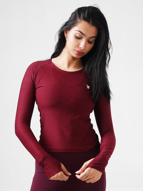 Leera Performance Fitted Tee in Maroon Textured