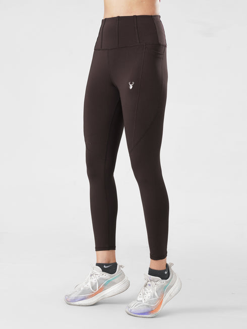 StrideFlex Pocket Legging in chocolate brown