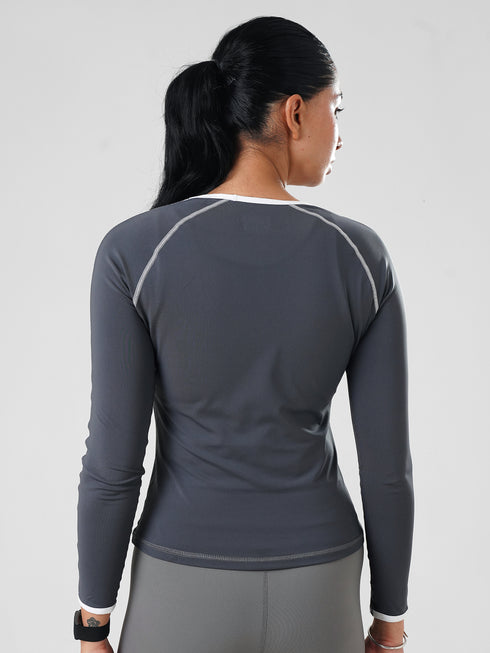 StrikeLine Fitted Tee in Grey