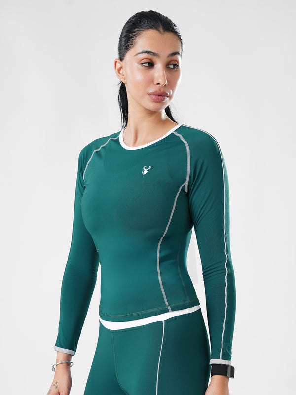 StrikeLine Fitted Tee in Teal Green