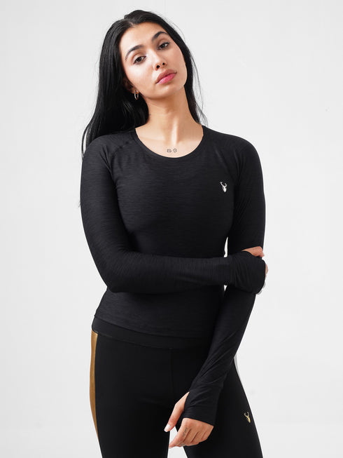 Leera Performance Fitted Tee in Black Textured