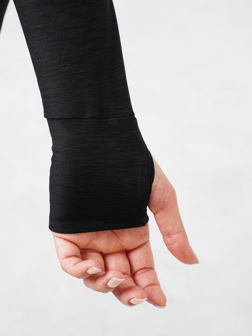 Leera Performance Fitted Tee in Black Textured