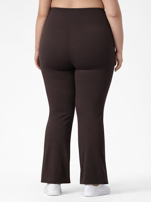 Active Flare Legging In Chocolate Brown ( Plus size )