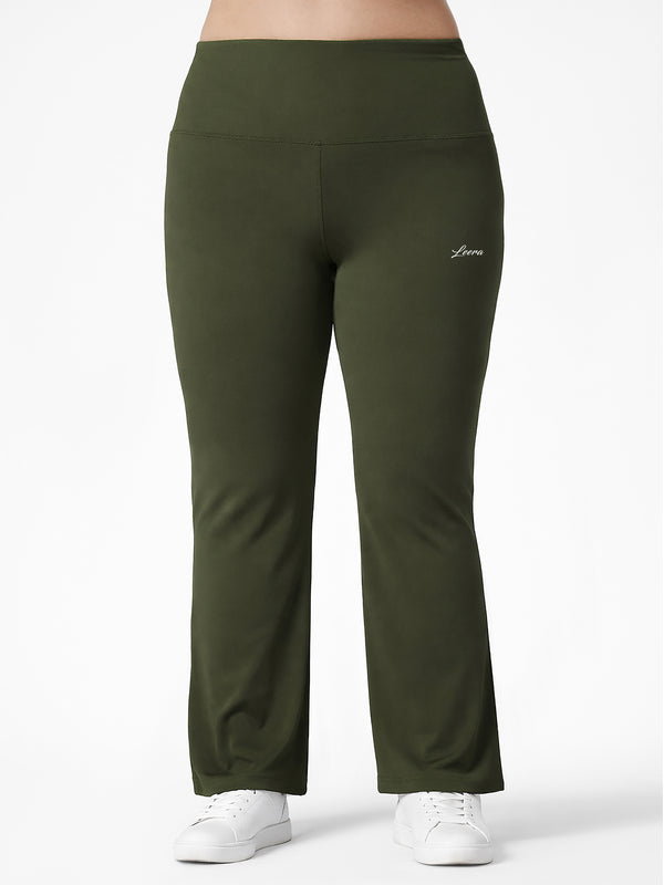 Active Flare Legging In Olive ( Plus size )