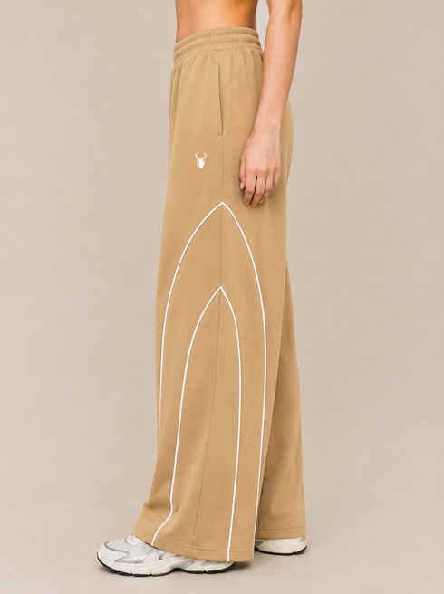 AeroArc Wide-Leg Lightweight Joggers in Sand Beige