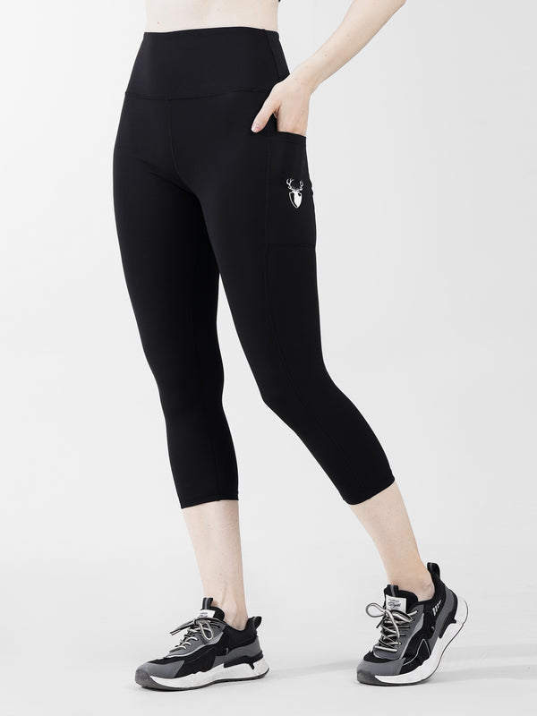 Leera Black Pocket Capri legging