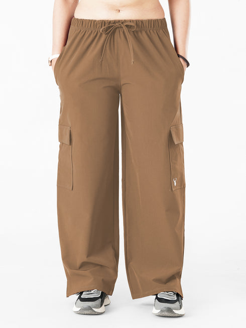Modest Straight Fit Cargo Joggers in Coyote Brown