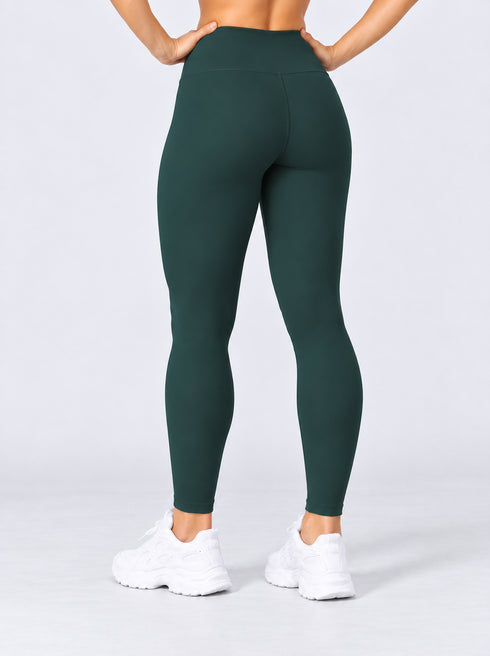 Leera Basic Legging in Deep Green