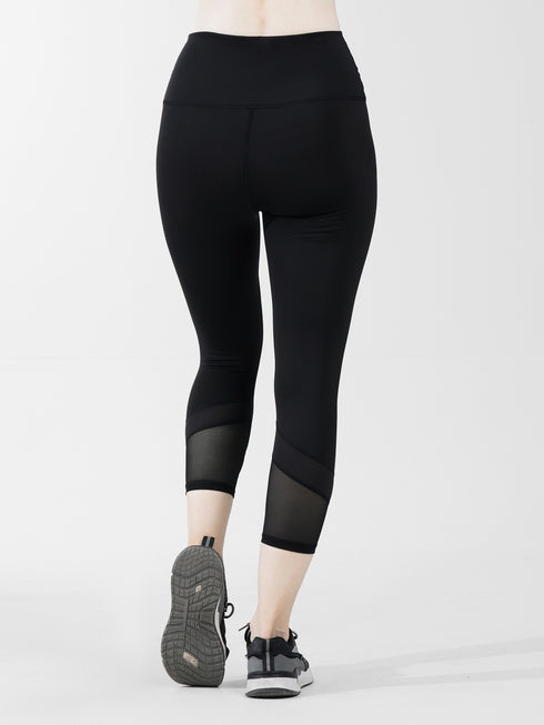 Fairway Capri Legging in Black